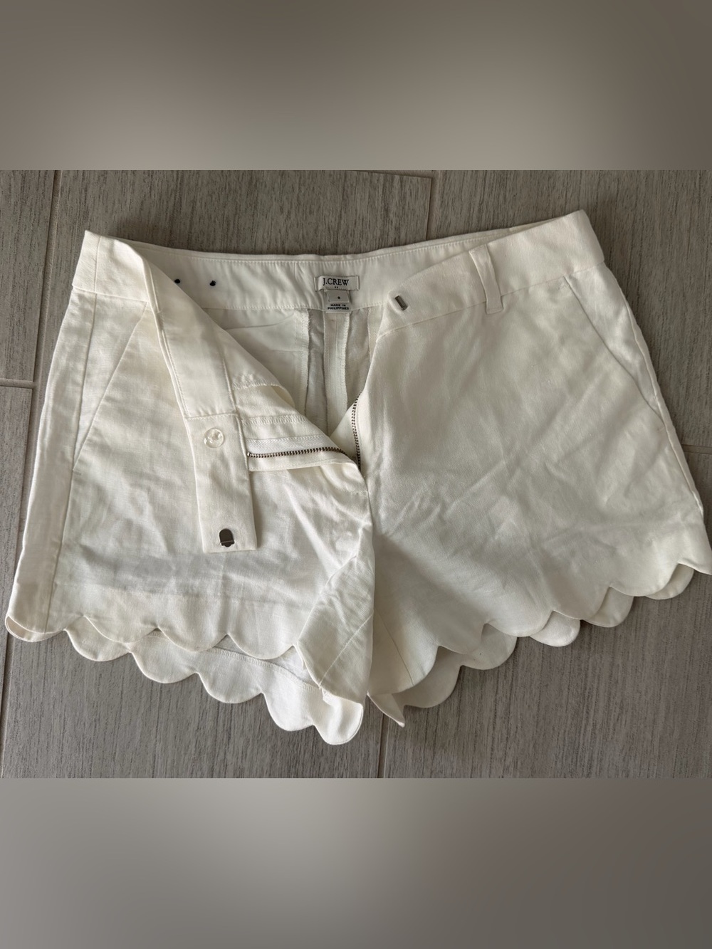 J. Crew Women's White Scallop Hem Shorts